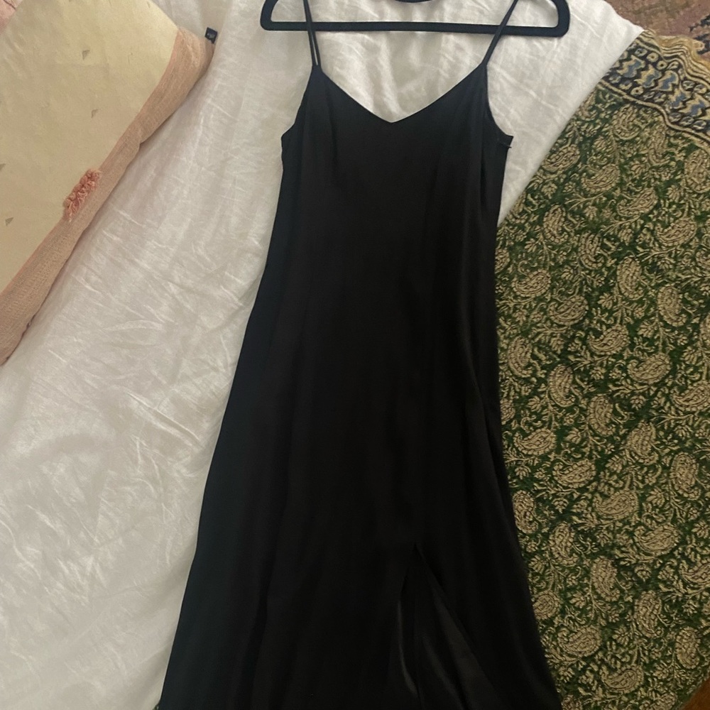 Sezane Ariane Dress Black Sz 34 SOLD OUT Never Worn - Picture 4 of 6